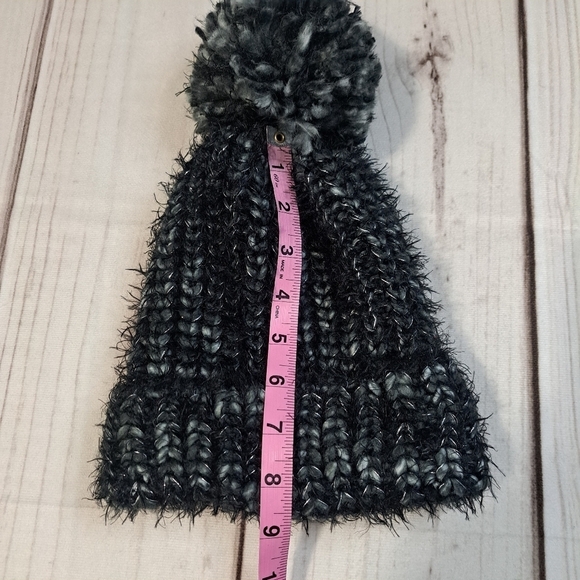 A.n.a A New Approach Metallic Black Pom Hat Beanie - Picture 4 of 4
